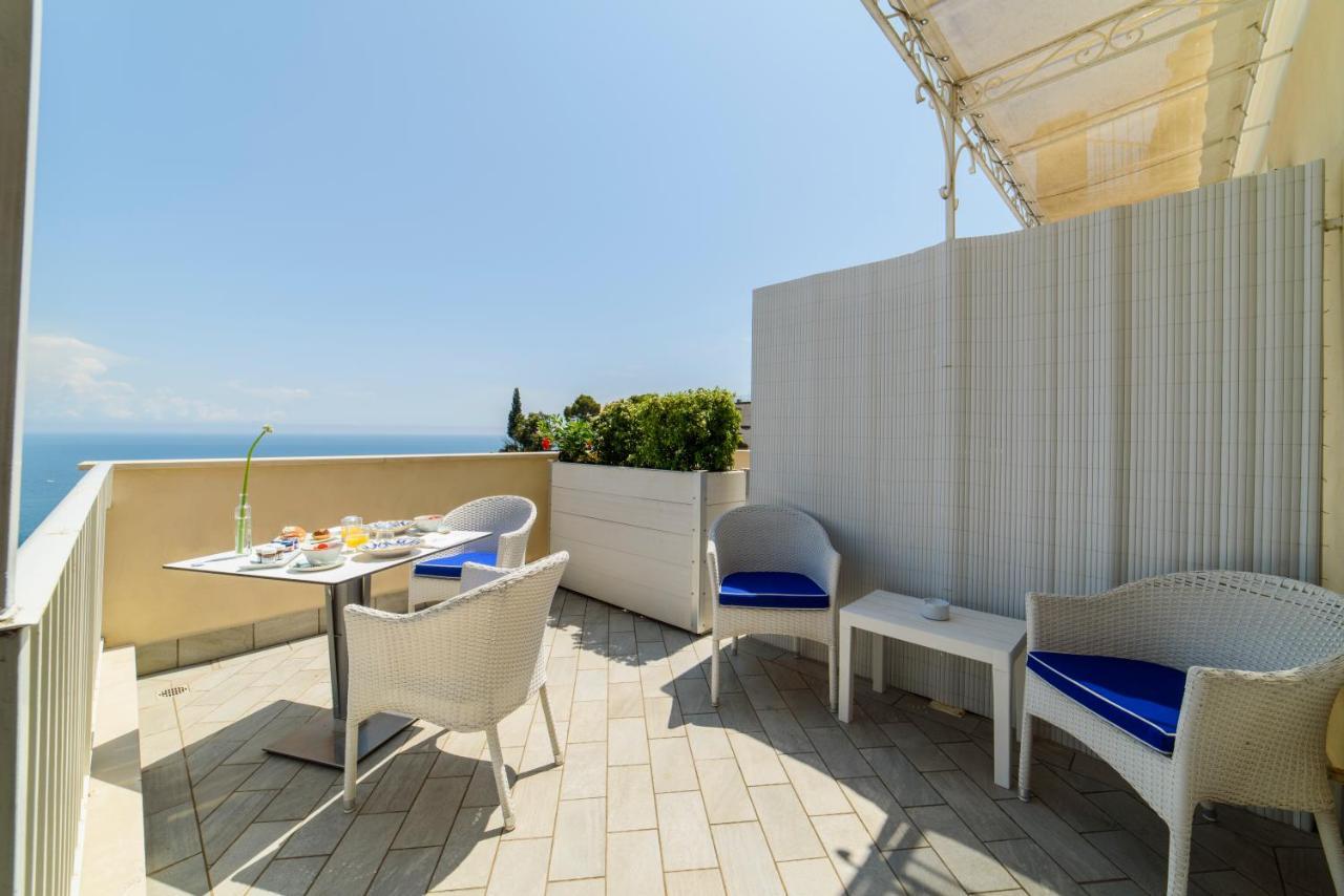 Residenza Al Pesce D'Oro Bed & Breakfast Amalfi Ngoại thất bức ảnh